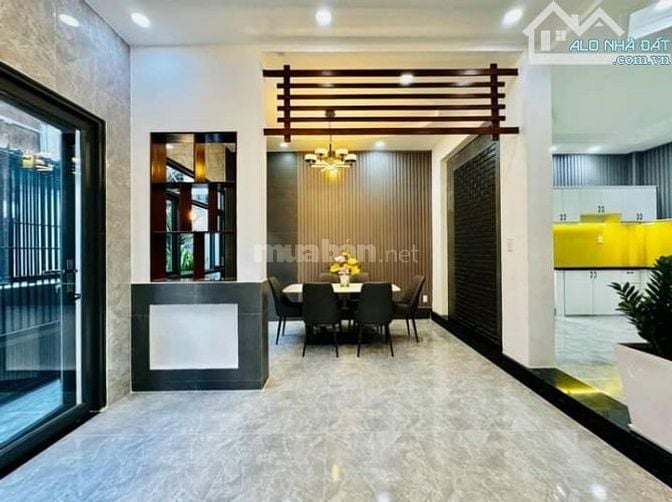 Chỉ với 2,390 tỷ có ngay căn nhà Phạm Viết Chánh p19 Bình Thạnh.54m2