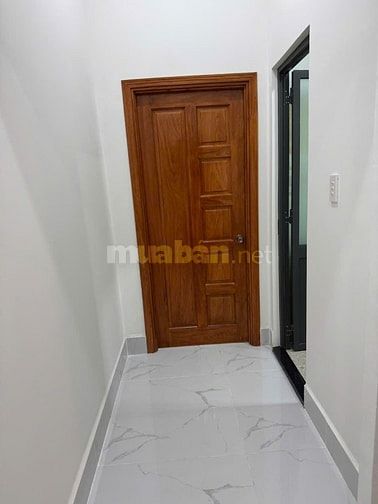 Bán nhà Số 16 Lô T, Phường 10, Quận 6 (mặt tiền chợ Hồ Trọng Quý)