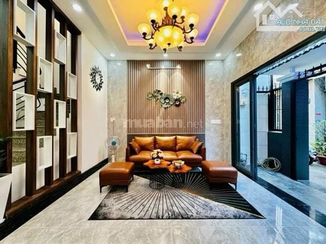 Chỉ với 2,390 tỷ có ngay căn nhà Phạm Viết Chánh p19 Bình Thạnh.54m2