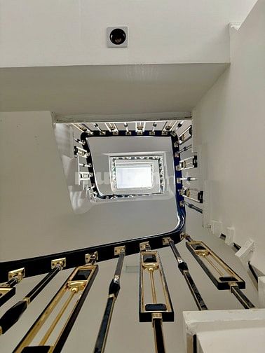 Cho thuê nhà mặt đường 24m khu đô thi Hinode Royal Park Lai Xá