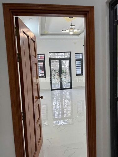 Bán nhà Số 16 Lô T, Phường 10, Quận 6 (mặt tiền chợ Hồ Trọng Quý)