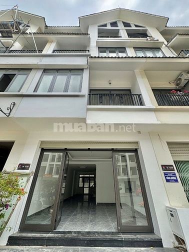 Cho thuê nhà mặt đường 24m khu đô thi Hinode Royal Park Lai Xá