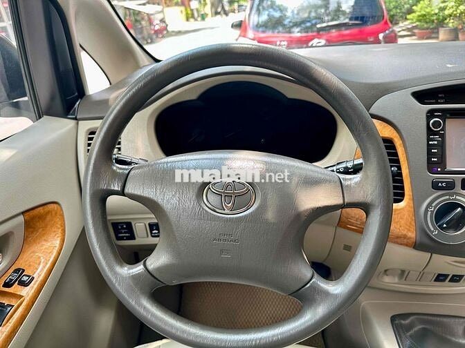 Toyota Innova 2010 G - 137000 km