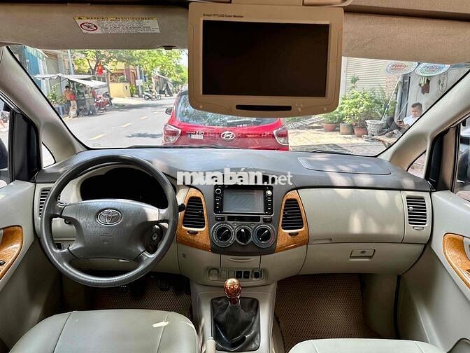 Toyota Innova 2010 G - 137000 km