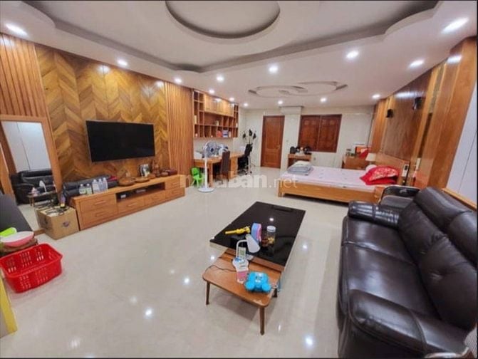 NHÀ VIP Ở NGAY, GẦN ÔTÔ, CÁCH 1 NHÀ RA PHỐ, 6 TẦNG THANG MÁY