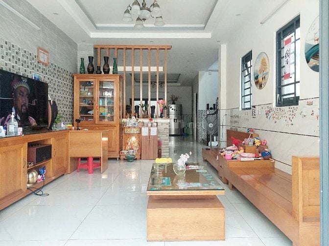 Nhà đường 3052 phạm thế hiển Ba Tơ Him Lam: 6x18m, 2 lầu, 1ST