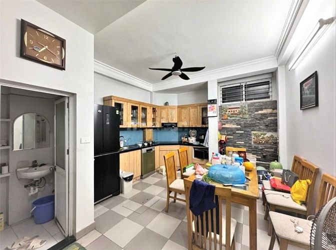 BÁN NHÀ XUÂN THỦY, 4 TẦNG NHÀ ĐẸP, Ô TÔ ĐỖ CỔNG, 52,6M2, GIÁ 12,3 TỶ