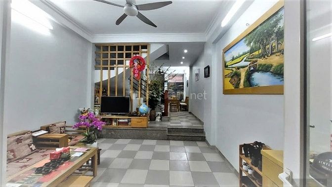 BÁN NHÀ XUÂN THỦY, 4 TẦNG NHÀ ĐẸP, Ô TÔ ĐỖ CỔNG, 52,6M2, GIÁ 12,3 TỶ