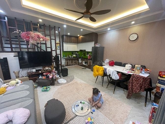 Bán đất tặng nhà - sẵn sàng giao dịch