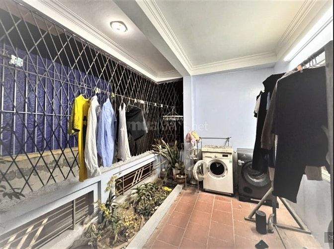 BÁN NHÀ XUÂN THỦY, 4 TẦNG NHÀ ĐẸP, Ô TÔ ĐỖ CỔNG, 52,6M2, GIÁ 12,3 TỶ