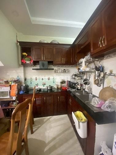 QUẬN 11 GẦN LÊ ĐẠI HÀNH DT 44M2 4 TẦNG SÂN THƯỢNG, HẺM 4M ĐẸP.