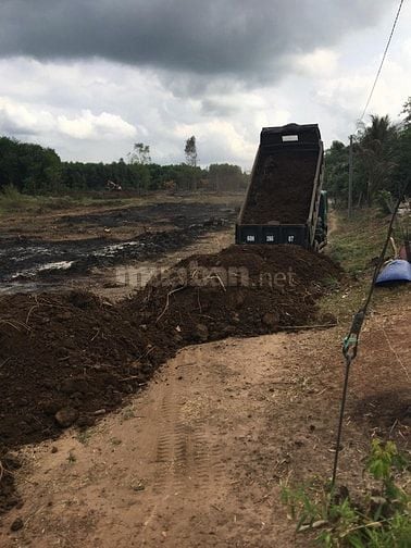 Bán đất tặng nhà vườn nghỉ dưỡng view suối 