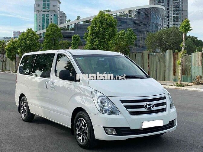 Cần bán xe Hyundai Grand Starex 2016 Số Tự Động