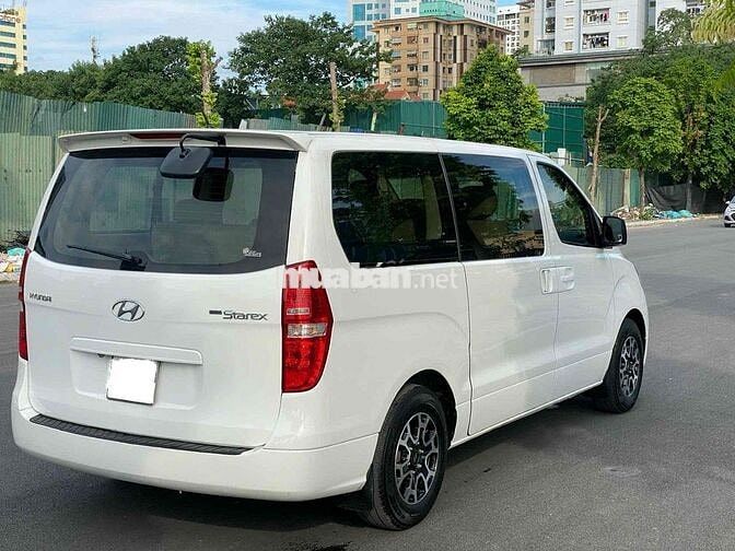 Cần bán xe Hyundai Grand Starex 2016 Số Tự Động