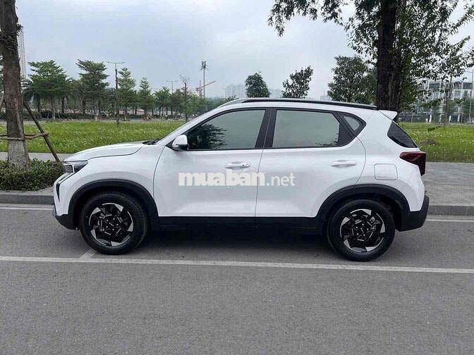 Kia Sonet 2022 1.5 Deluxe - 336 km