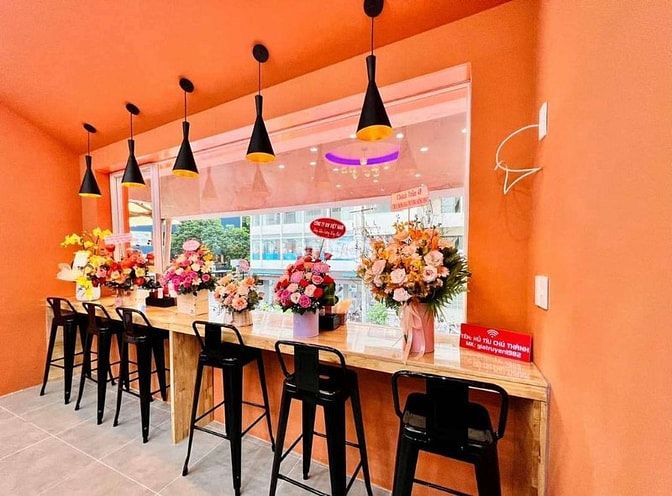 CHO THUÊ NHÀ MẶT TIỀN  233a Tô Hiến Thành, phường 13, Quận 10
