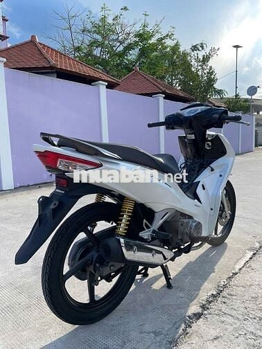 Bán xe Honda FUTURE Trắng