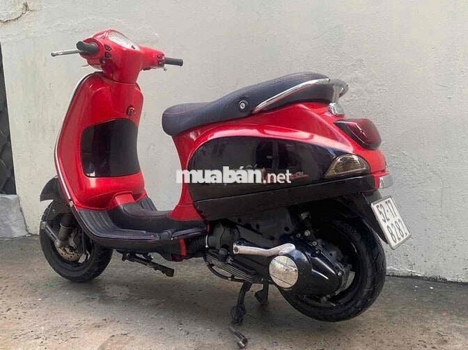Vespa Bs: 52T7-8282 Xe không chính chủ, cửa hàng