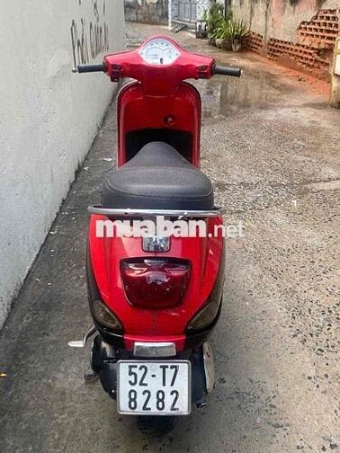 Vespa Bs: 52T7-8282 Xe không chính chủ, cửa hàng