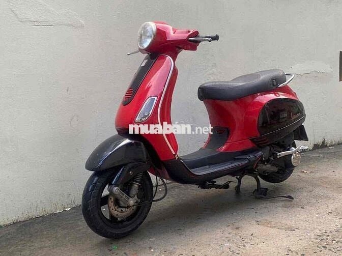 Vespa Bs: 52T7-8282 Xe không chính chủ, cửa hàng