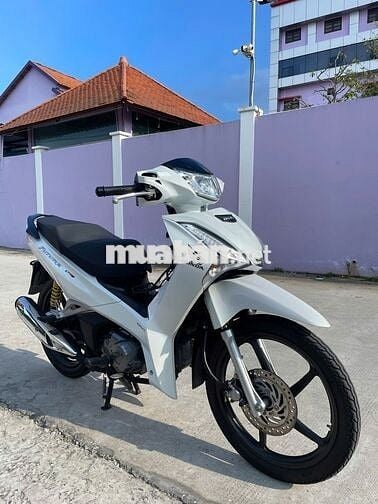 Bán xe Honda FUTURE Trắng
