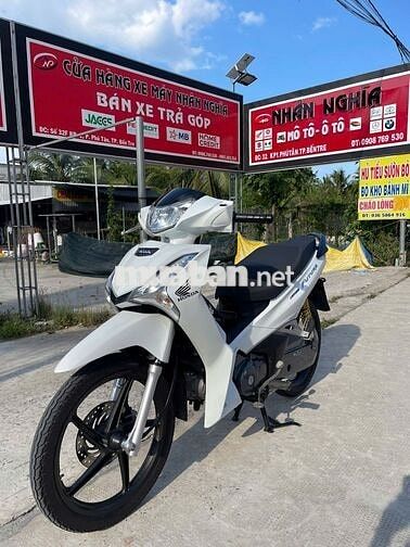 Bán xe Honda FUTURE Trắng