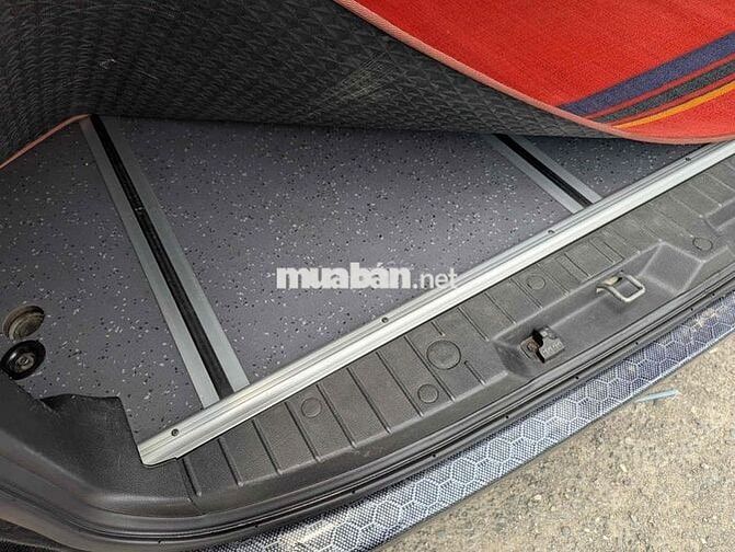 Hyundai - Solati - 2019 - Zin đẹp - Nhiều đồ chơi