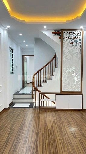 HOÀI ĐỨC: BÁN CĂN 5 TẦNG 36,3㎡ - MT 3,5m - NGÕ RỘNG THOÁNG - CHỈ 5 TỶ
