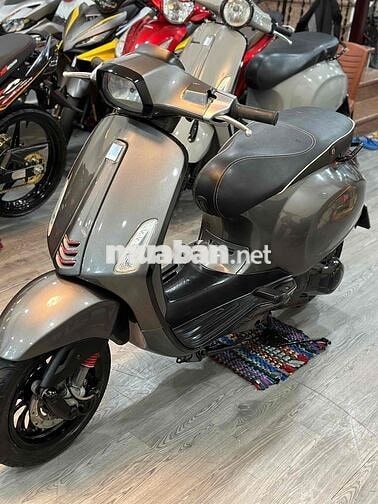 Vespa sprint xám titan siêu đẹp nợ xấu đưa 13tr