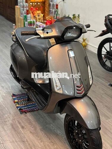 Vespa sprint xám titan siêu đẹp nợ xấu đưa 13tr