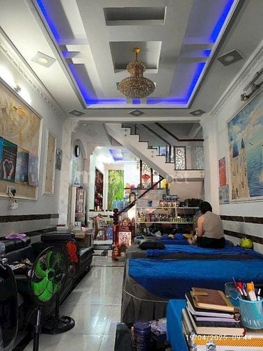 Nhà mặt tiền TTH14 Q12 (4-19) đúc 4 tấm