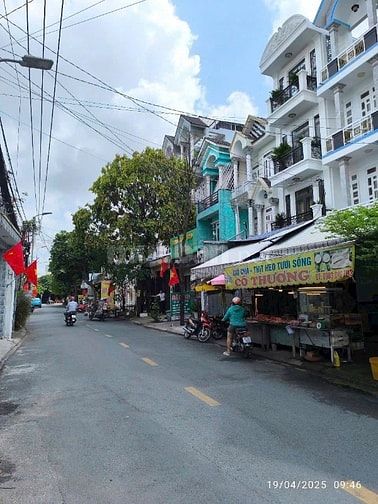 Nhà mặt tiền TTH14 Q12 (4-19) đúc 4 tấm