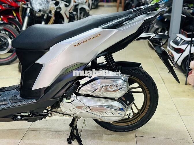 XE MÁY THỊNH PHÁT - VARIO 125 2025 BẠC XÁM LƯỚT