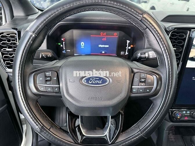 Ford Everest 2022 Titanium 2.0L AT 4x2