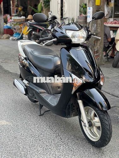 Honda Lead phun xăng điện tử