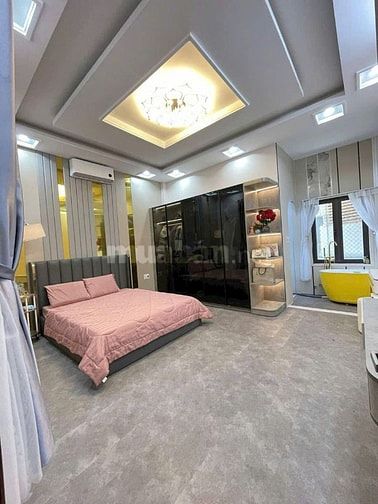 NHÀ MỚI 6 TẦNG THANG MÁY NỘI THẤT ĐỒ GỖ GIÁ TRỊ, Ô TÔ ĐỖ CỬA