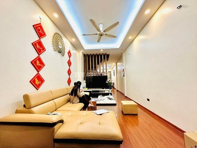 CỰC HIẾM_PHỐ MINH KHAI_41M2*4.5 TẦNG_6.15 TỶ