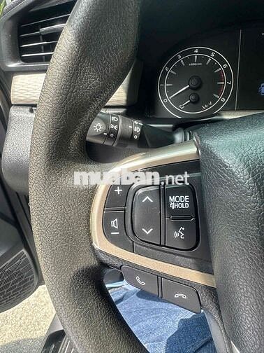 Toyota Innova 2019 2.0E - 78000 km