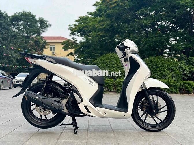 Sh 125fi trắng đen sport sơn máy zin 100%