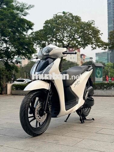 Sh 125fi trắng đen sport sơn máy zin 100%