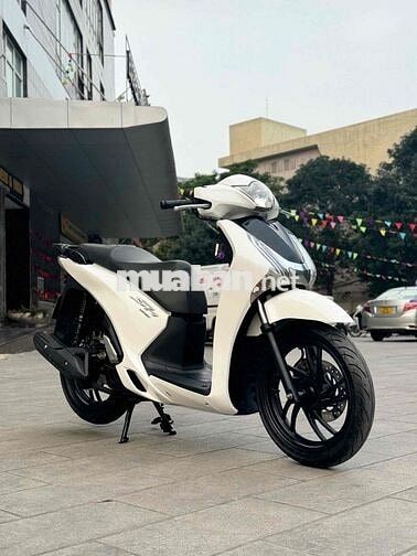Sh 125fi trắng đen sport sơn máy zin 100%