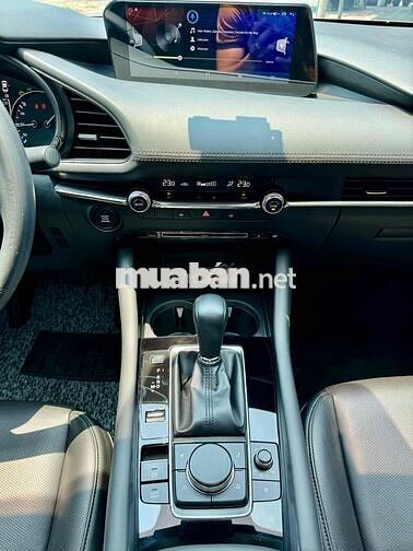 Mazda 3 2021 1.5 Premium - 22000 km
