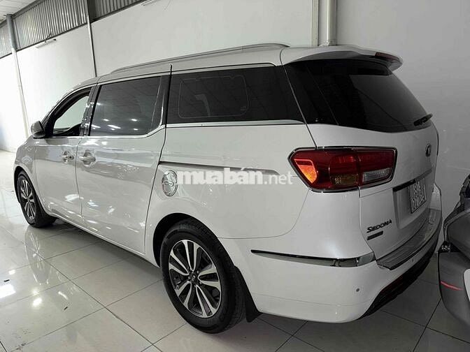 Kia Sedona 2017 2.2L Bản Full máy dầu
