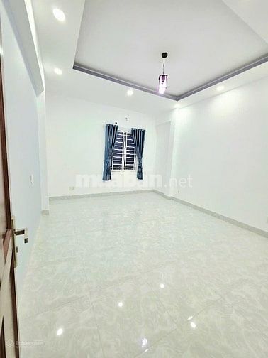 NHÀ HIỆN ĐẠI GIÁ TỐT NGAY Q.7, GẦN THCS NGUYỄN THỊ ĐỊNH. DT: 81,55M2