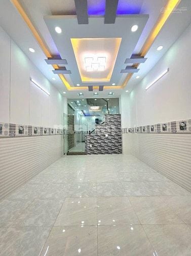 NHÀ HIỆN ĐẠI GIÁ TỐT NGAY Q.7, GẦN THCS NGUYỄN THỊ ĐỊNH. DT: 81,55M2