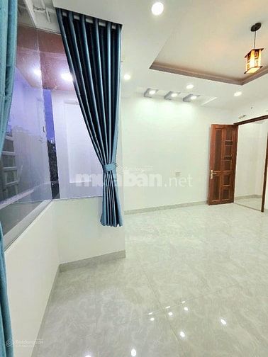 NHÀ HIỆN ĐẠI GIÁ TỐT NGAY Q.7, GẦN THCS NGUYỄN THỊ ĐỊNH. DT: 81,55M2