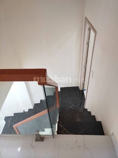 ( CHÍNH CHỦ ) Nhà mặt tiền đường lớn 10m - Gò Vấp, tiện kinh doanh 