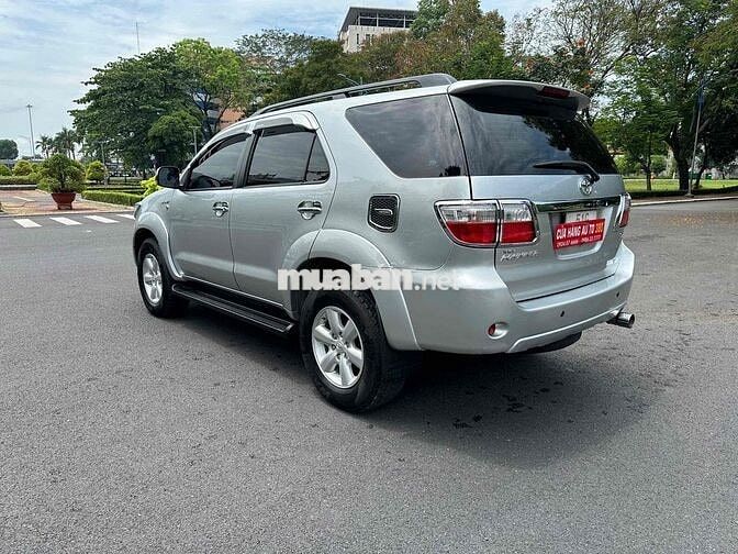 Toyota Fortuner 2009 2.7V 4x4 AT