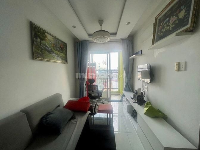 Chung cư Hoa Sen, Lạc Long Quân,Q11: 78m2, 2p ngủ, NT, 12tr/th