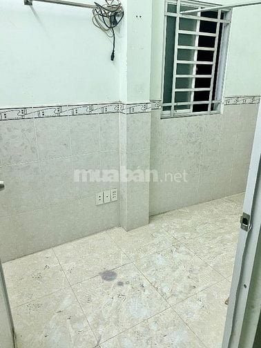 Cho Nữ thuê phòng Tôn đản Quận 4